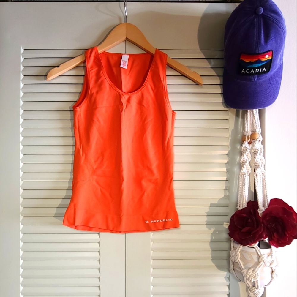 Banana Republic Sleeveless Sport Tank